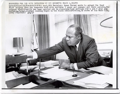UPI NEWS PHOTO: JAMES L. FARMER JR - VINTAGE PHOTO 1969