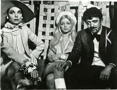 CANDY (1969) - VINTAGE PUB STILL / EWA AULIN JOHN ASTIN