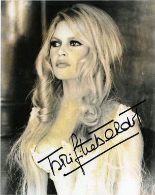 BRIGITTE BARDOT - SIGNED / AUTOGRAPHED PUBLICITY STILL