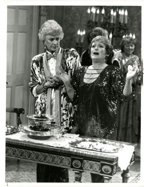 GOLDEN GIRLS / BEA ARTHUR  VINTAGE PUBLICITY STILL 1986