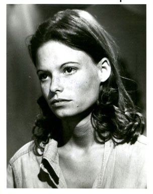 KAY LENZ -VINTAGE PUBLICITY STILL (1981) BAREFOOT GIRLS