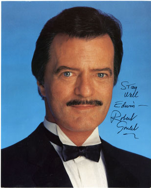 ROBERT GOULET AUTOGRAPH on PORTRAIT PHOTO Camelot