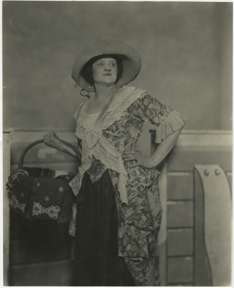 NONA CAMPBELL photo by FORD E. SAMUELS - OPERA 1920s