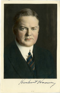 HERBERT HOOVER SIGNED PRESIDENTIAL PHOTOGRAPH
