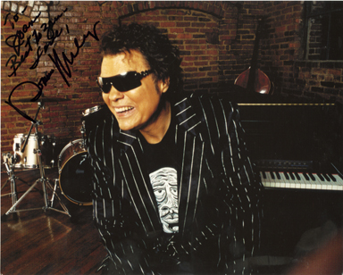 RONNIE MILSAP AUTOGRAPH on PHOTOGRAPH