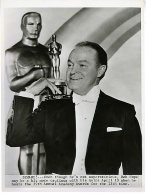 BOB HOPE / 1967 ACADEMY AWARDS VINTAGE PUBLICITY STILL